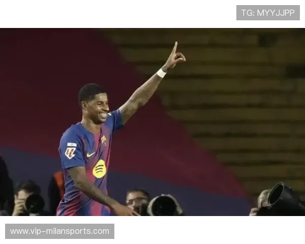 曝巴萨有意买断拉什福德 若续约球员需要再次降薪，巴萨和拉伊奥拉